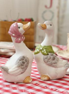 孤品陶瓷鸭子装饰摆件