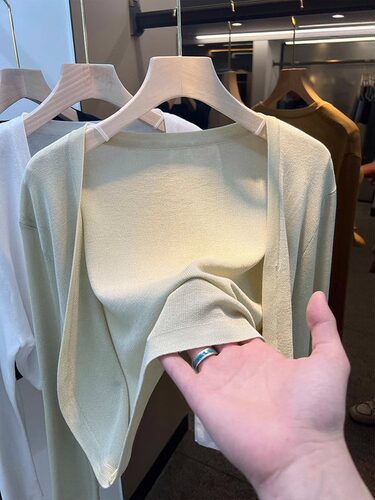 白色短款冰丝针织防晒开衫女薄款夏季吊带裙外搭薄纱外套空调罩衫 - 图0