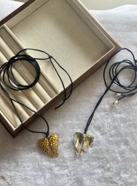 西班牙UNOde50轻奢复古金属翅膀绳子项链小众黑色皮革简约氣質