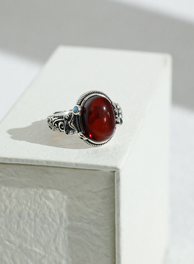 复古宫廷风血珀蛋面开口戒指女