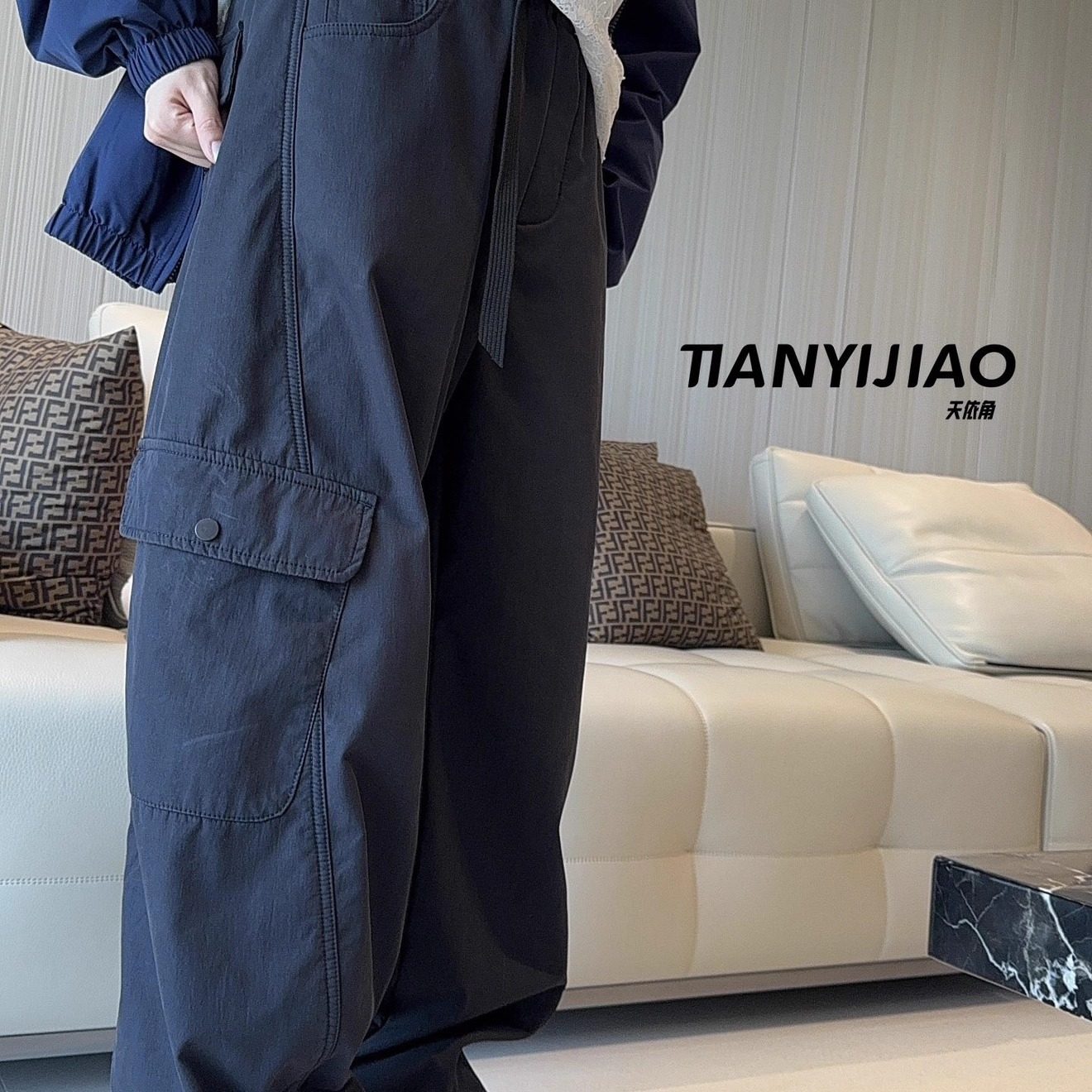 天依角2025冬25020新款25112一体加绒25186工装裤中大男女童大组-图3