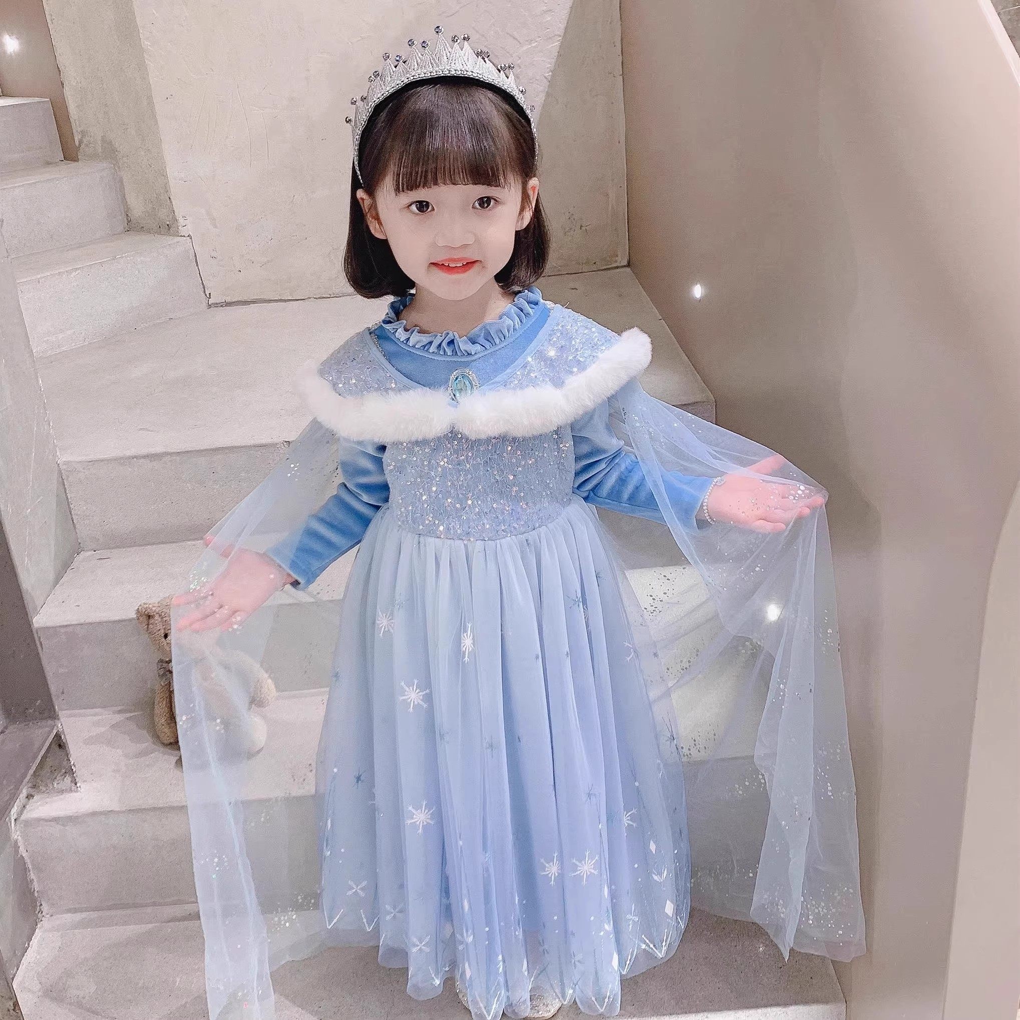 迪士尼女童爱莎公主裙子秋冬冰雪奇缘加绒艾莎披风斗篷套装连衣裙,淘宝优惠券,粉丝福利购,淘宝优惠卷