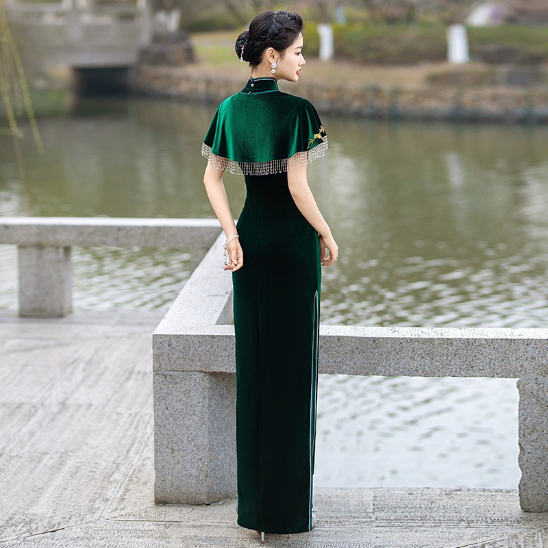 丝绒披肩2024新款金丝绒旗袍连衣裙年轻复古改良修身披肩旗袍民国 - 图1