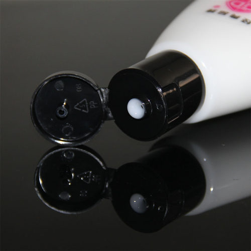 宫灯杏仁蜜420ml*2瓶+200ml*2瓶滋润补水保湿乳润肤浴后身体乳液 - 图0