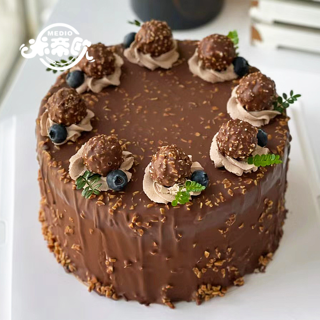 北京米帝欧动物奶油草莓生日蛋糕同城送男生巧克力胚淋面裸蛋糕 - 图2