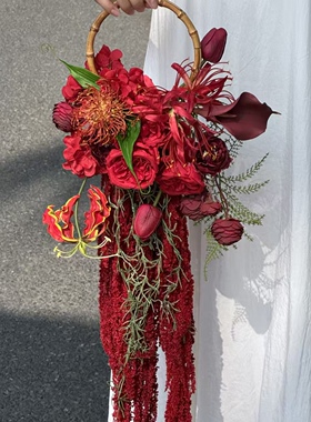 高级新中式手捧花仿真花结婚花束手提红色仿真花结婚订婚新婚礼物