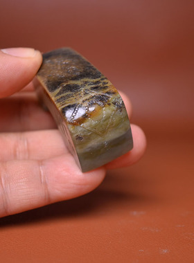 碧玉特色料黑皮粉青大象手把件