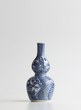 日本清水烧名家手绘青花祥瑞纹瓢形德利小花瓶日式插花器家居摆件