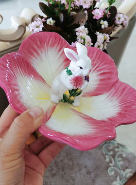 粉色陶瓷兔子造型点心盘茶点盘