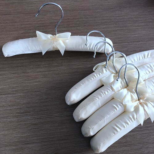 25cm 宝宝小衣架无痕包布衣架儿童服装店海绵衣服挂家用衣服撑子 - 图0