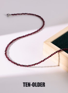 现代简约女主风天然石榴石项链磁扣锁骨链新中式