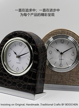新品包邮橙色皮制夜灯光静音闹铃酒店客房小蓝色时尚简约轻奢闹钟
