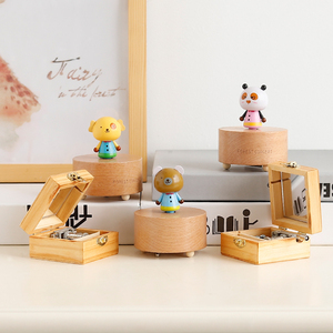 木质手摇音乐盒