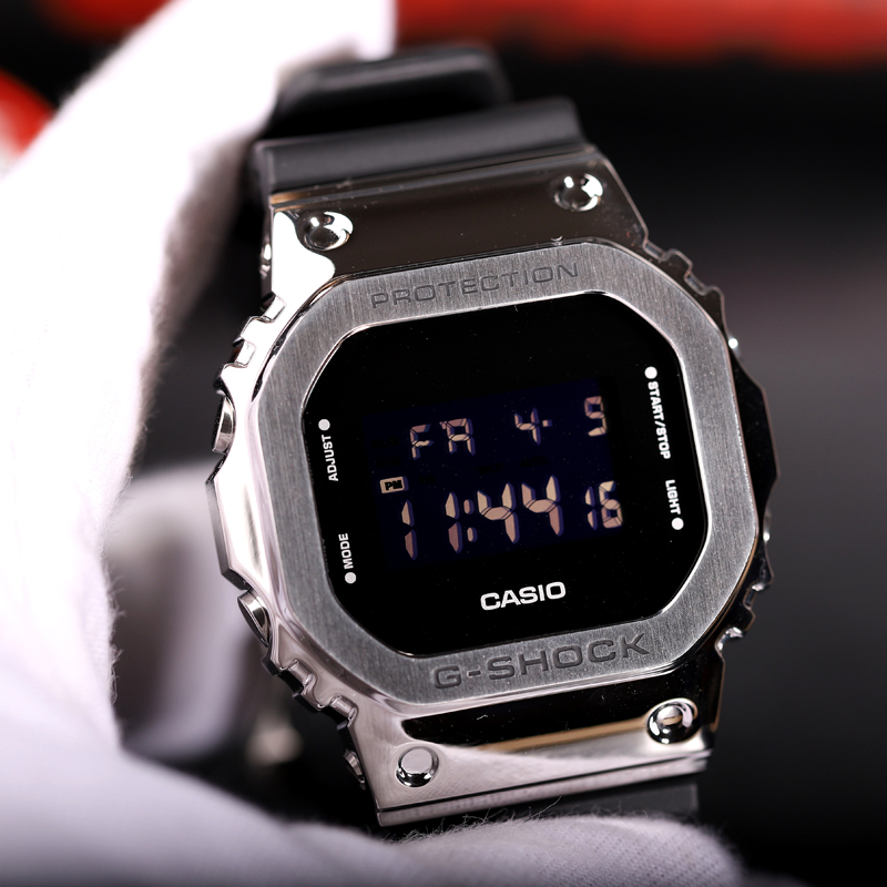 卡西欧G-SHOCK金属表壳防水复古运动小方块GM-5600-1/5600B-1/3 - 图1