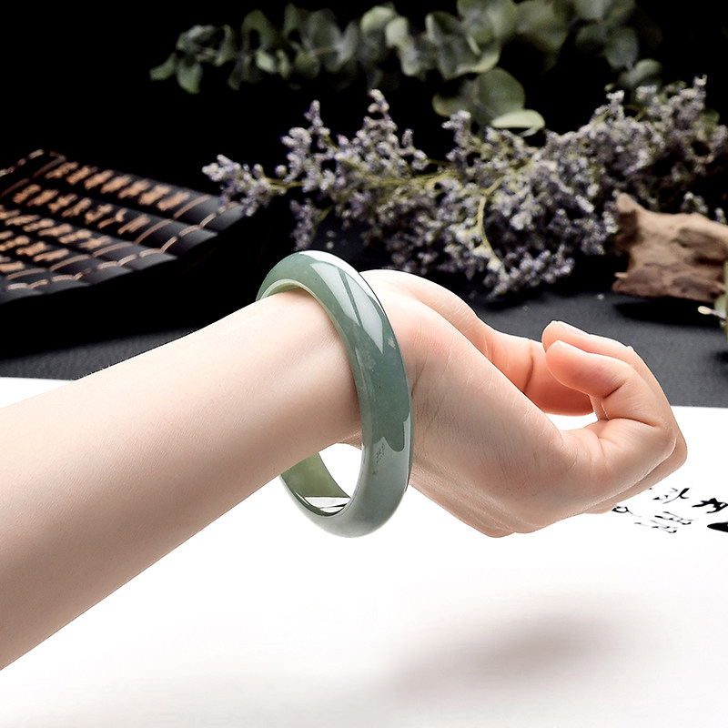 豪8印象f612天然翡翠女冰种玉镯 豪8印象手饰