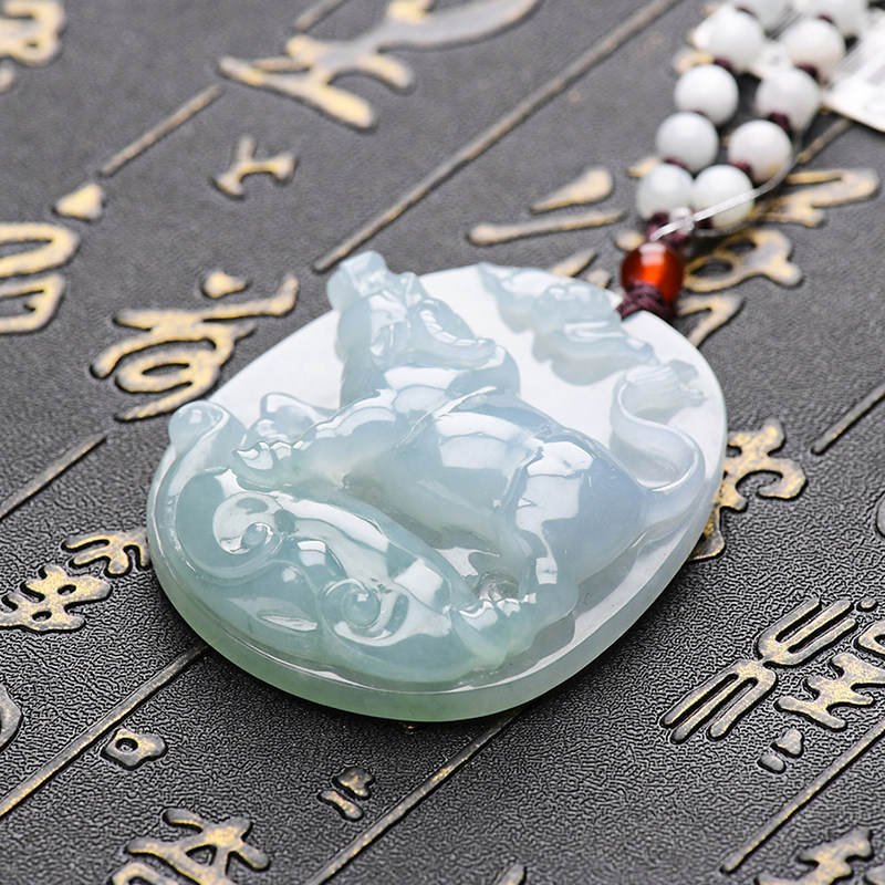 豪8印象l842天然翡翠生肖牛男吊坠 豪8印象颈饰