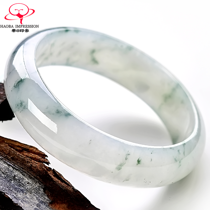 豪8印象m2430天然翡翠淡绿手镯 豪8印象手饰