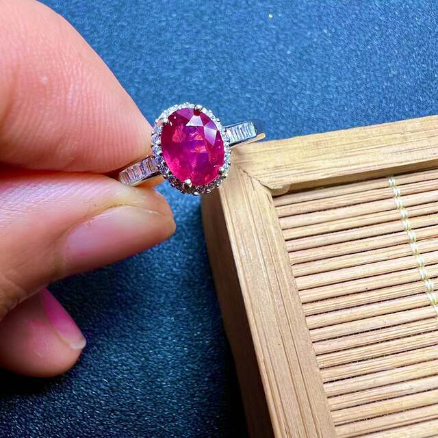 Natural ruby ring newly burned 6×8 925 silver finely inlaid natural colored gemstone jewelry