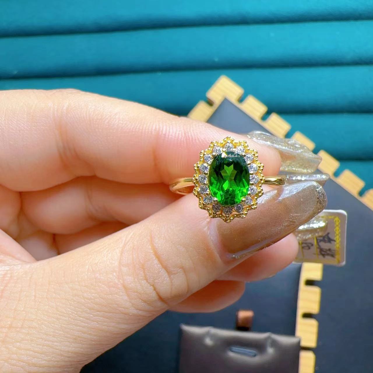 Natural Diopside Ring 6×8 925 Silver Seiko Inlaid Colored Stone Jewelry