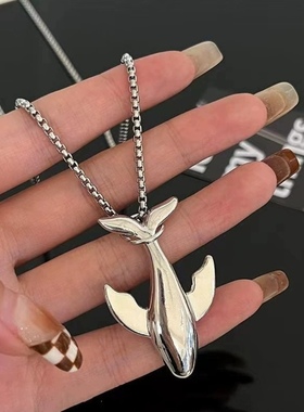 52赫兹鲸鱼情侣项链时尚潮流ins风长款锁骨链小海豚吊坠鲸落项链