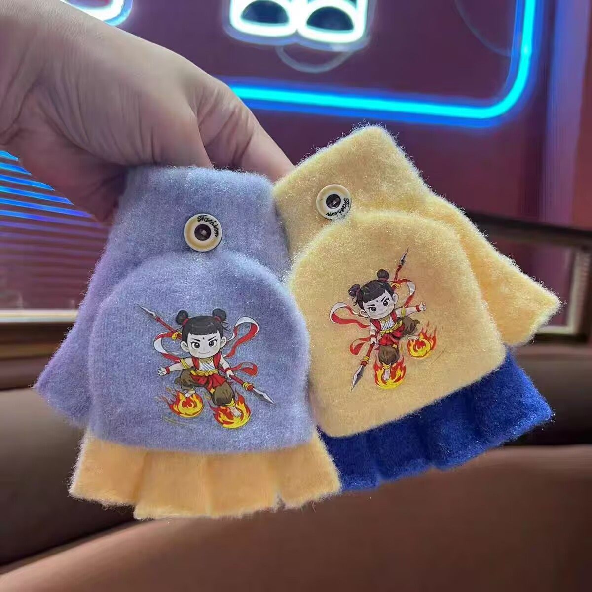 哪吒半指手套男女童卡通风半指女孩男孩敖丙卡通翻盖学生写字手套,淘宝优惠券,粉丝福利购,淘宝优惠卷