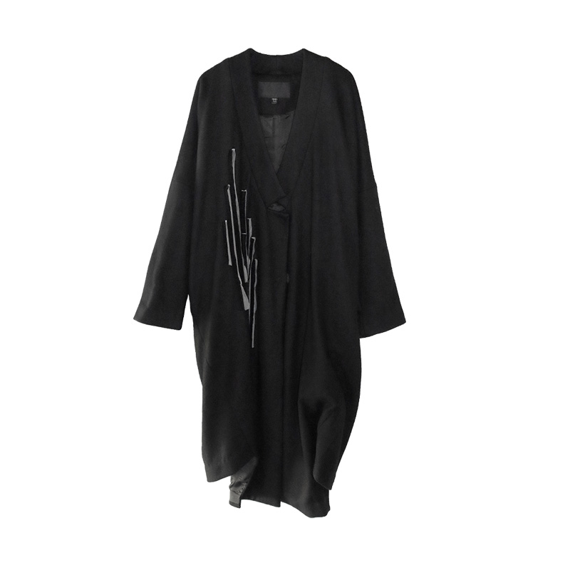 纳帕佳羊毛中长款大衣女黑色长袖休闲小众个性设计外套V领不规则 - 图3