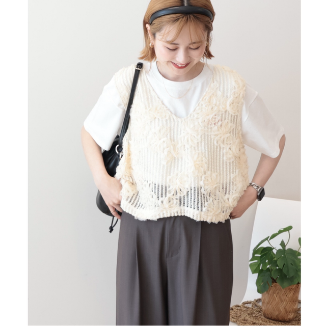Niche 2026 Summer Mesh Hollow 3D Flower V-Neck Vest ເສື້ອຂະຫນາດນ້ອຍ
