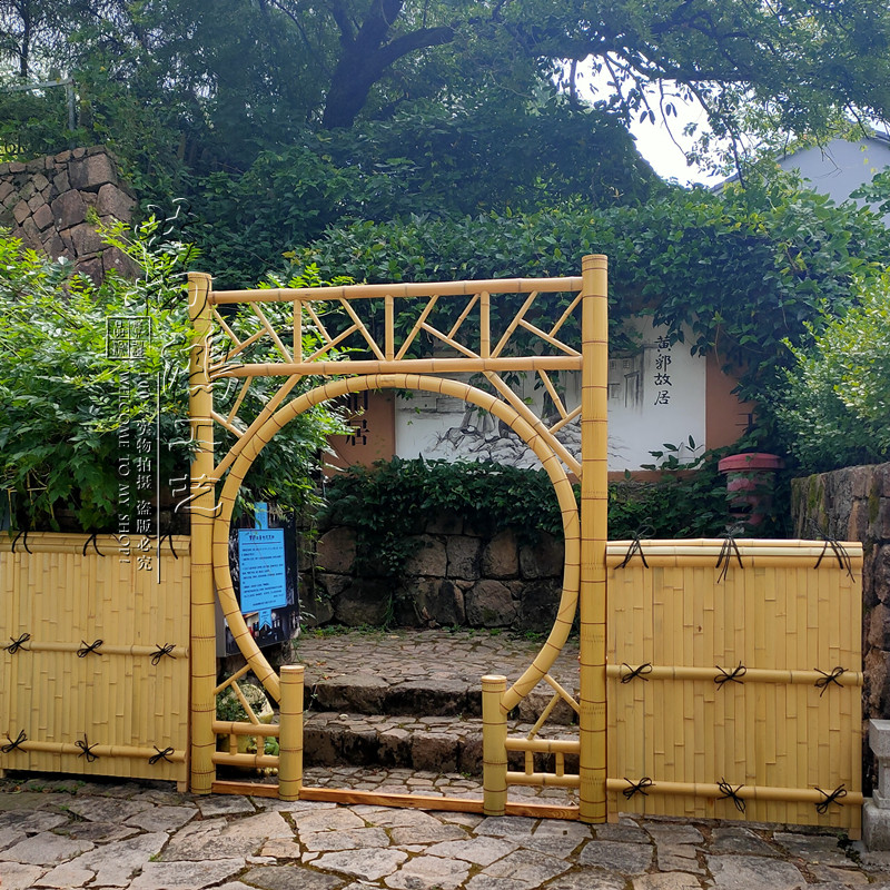 新款竹篱笆围栏户外装饰竹大门中式圆门花园隔断全竹篱笆防腐耐用