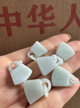 库存近一二十年天然A货翡翠有种水吊坠小摆件小印章挂件配饰