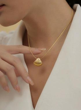 精致简约条纹贝壳钛钢项链女百搭