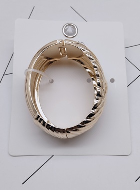 K217夸张质感时尚潮流气质名媛街拍几何宫廷创意金属弹簧手镯~女