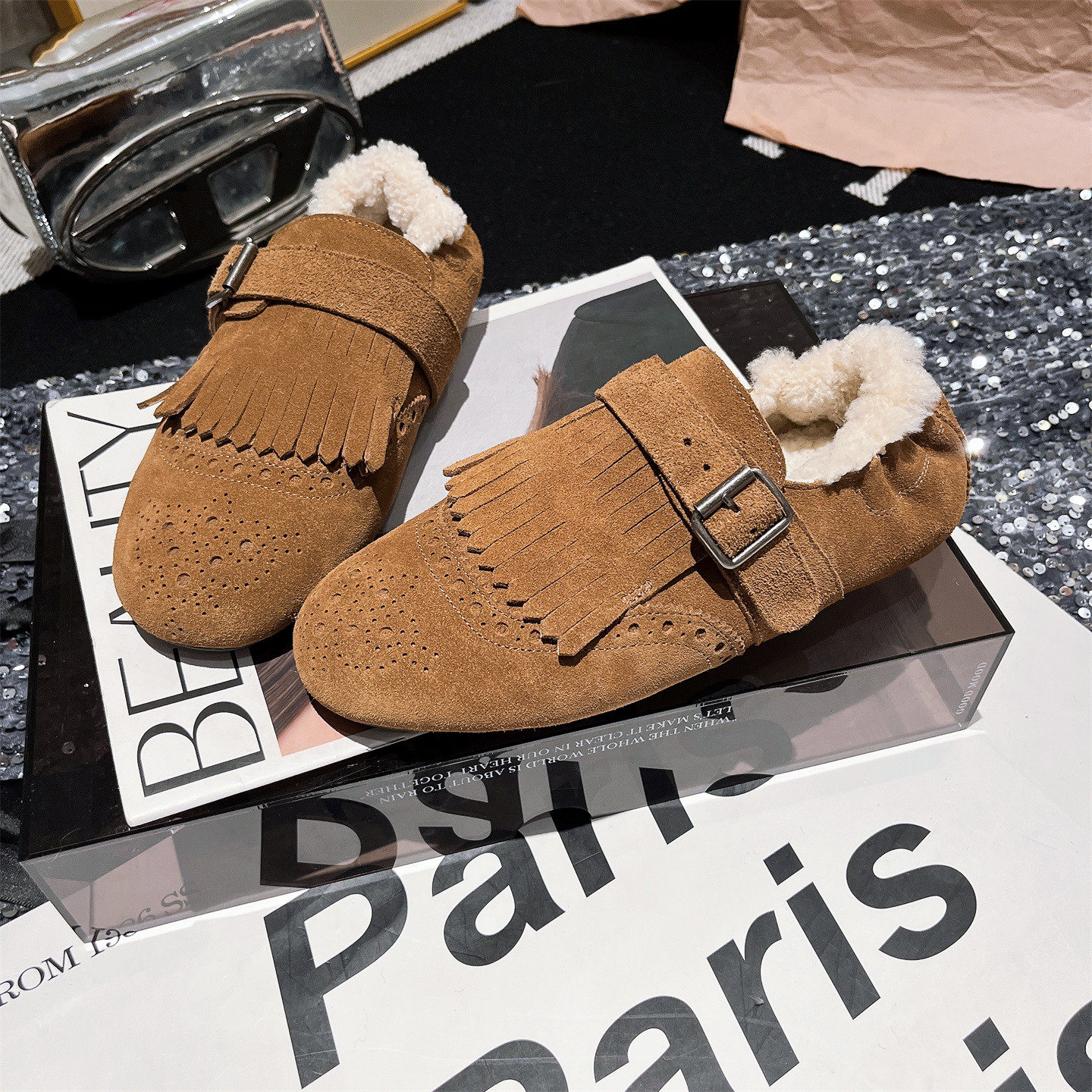 真皮羊毛版~欧货流苏金属扣加绒毛毛鞋乐福鞋勃肯鞋平底红色女鞋,淘宝优惠券,粉丝福利购,淘宝优惠卷