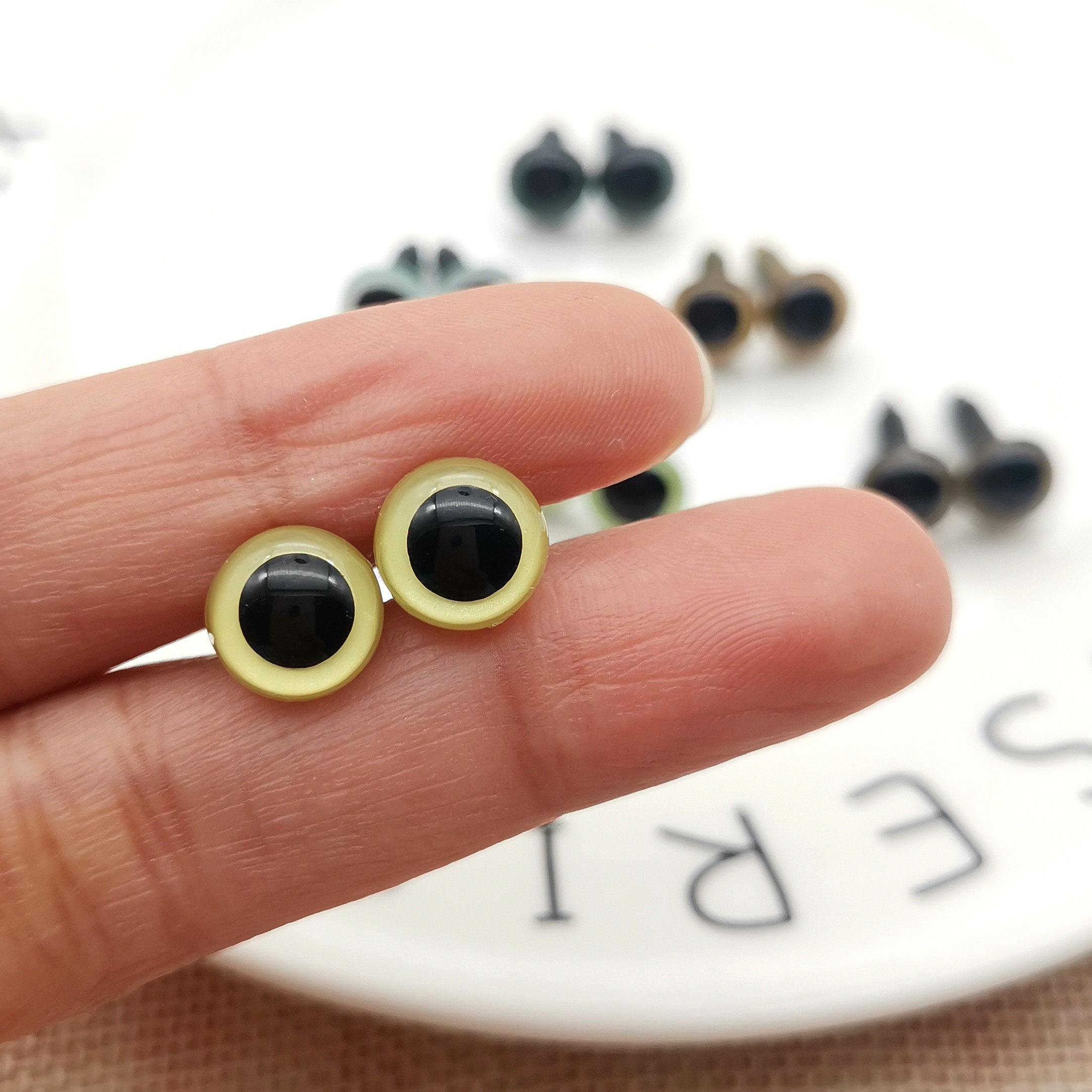 日本进口炫彩色眼睛小动物公仔玩偶羊毛毡戳戳乐手工DIY材料配件,淘宝优惠券,粉丝福利购,淘宝优惠卷