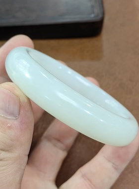 新疆和田玉羊脂玉天花板手镯  平安扣吊坠小挂件~小石头和田玉746