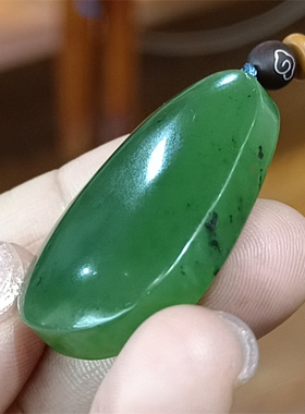 小石头和田玉平安无事牌碧玉籽料