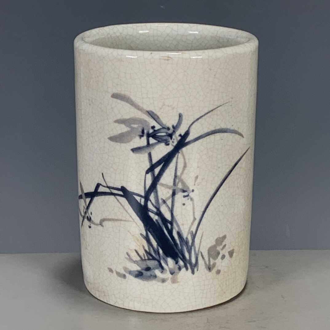 Qing Dynasty Guangxu year antique secondhand piece with blue and white flowers