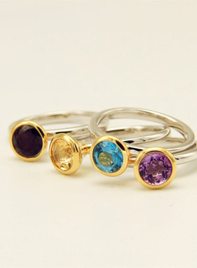 闺蜜屋极简天然石榴石瑞士蓝戒指