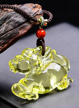 黄水晶属马吊坠立体生肖马到成功