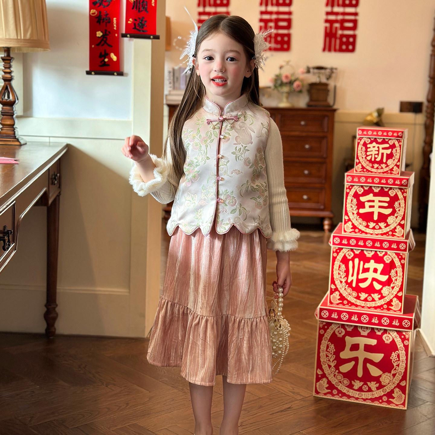 栀了成长记女童装新中式唐装马甲2025冬季儿童国风夹棉拜年服上衣,淘宝优惠券,粉丝福利购,淘宝优惠卷