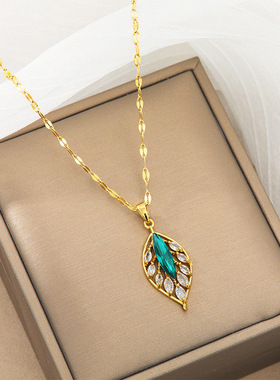 金枝玉叶树叶钛钢项链女小众设计气质感锁骨轻奢绿色树叶颈链