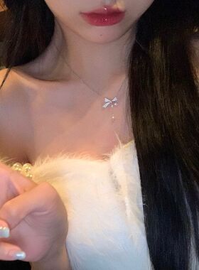 吊坠轻奢项链ins气质流苏蝴蝶结