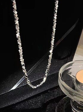潮小众时髦2022新款ins碎银年设计链几两高级感轻奢锁骨项链女