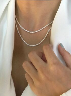 女设计简约可叠波光粼粼链颈链