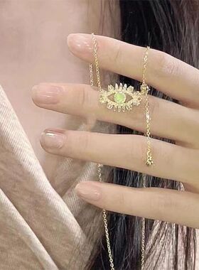 项链高级感水晶宝石轻奢小众吊坠复古之眼绿色欧美恶魔设计