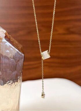 百搭轻奢新款链红小红书吊坠小众