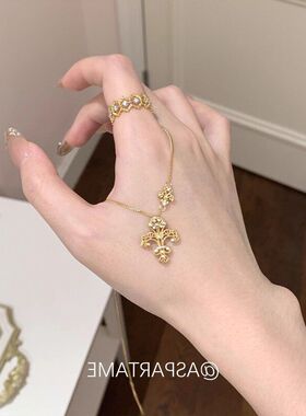 高级感锁骨鸢尾花鸢尾中古项链