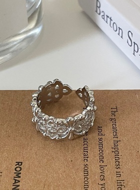 s925纯银轻奢蕾丝花朵戒指女复古个性镂空雕花感重工指环