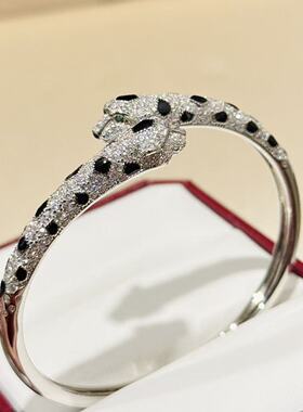 设计师S925银斑点双头豹子满钻手镯经典半钻高级感绿眼睛贵气轻奢