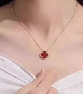 明星同款四叶草项链女18K玫瑰金双面幸运草吊坠白贝母锁骨链女款