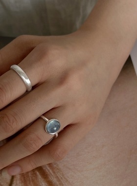 甜酷冰蓝锆石戒指女优雅月光石椭圆碎银S925银开口指环ins食指戒